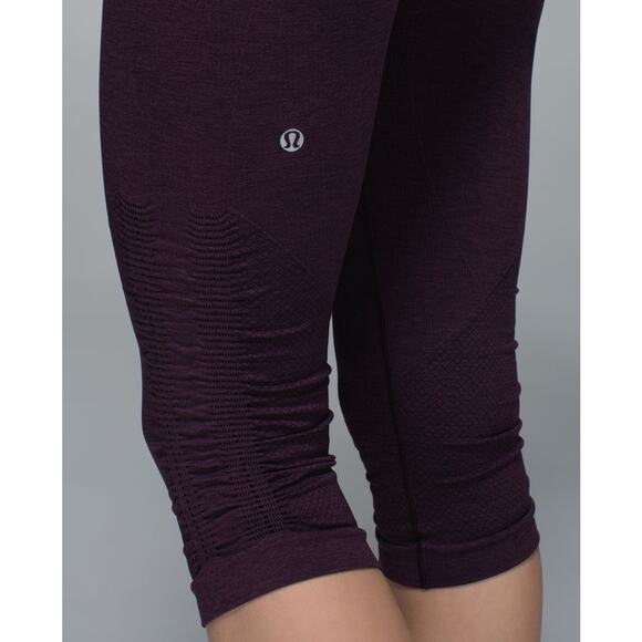 Lululemon In The Flow Crop II Heathered Black Cherry Leggings Size 4 - Picture 3 of 12